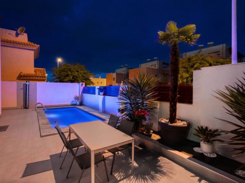 5 camera da letto Villa in vendita in Torrevieja con piscina - 549.000 € (Rif: 8615530)