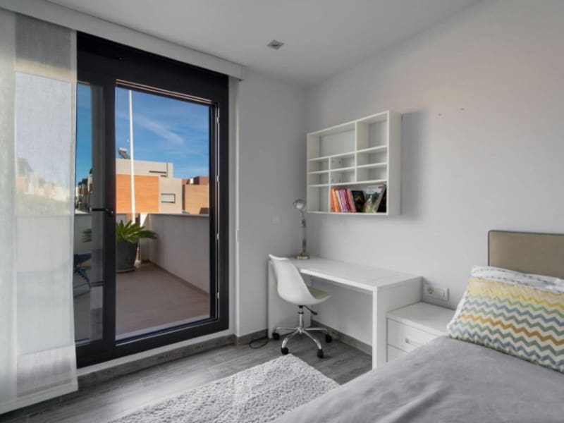 5 camera da letto Villa in vendita in Torrevieja con piscina - 549.000 € (Rif: 8615530)