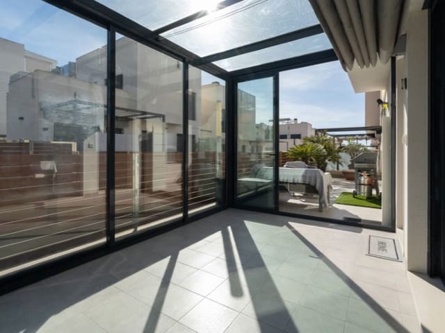 5 camera da letto Villa in vendita in Parque Acuático - Sector 25, Torrevieja con piscina - 549.000 € (Rif: 8615530)