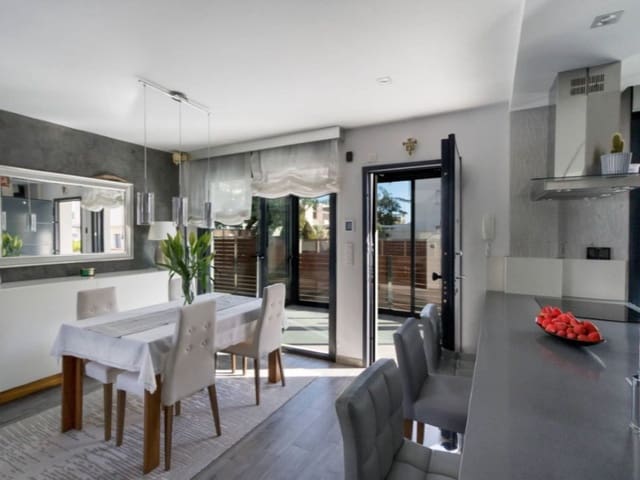 5 camera da letto Villa in vendita in Parque Acuático - Sector 25, Torrevieja con piscina - 549.000 € (Rif: 8615530)