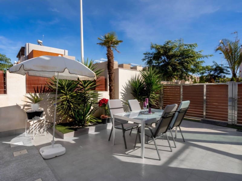 5 camera da letto Villa in vendita in Torrevieja con piscina - 549.000 € (Rif: 8615530)