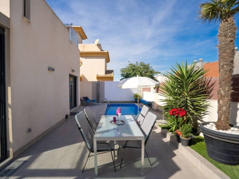 5 camera da letto Villa in vendita in Torrevieja con piscina - 549.000 € (Rif: 8615530)