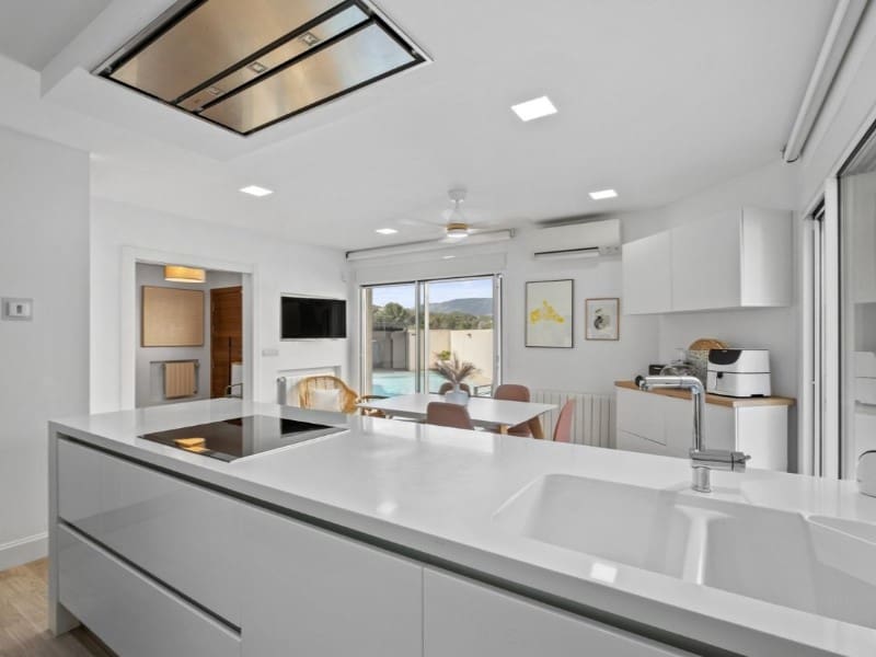 4 soverom Villa til salgs i Alfaz del Pi / L'Alfas del Pi - € 598 000 (Ref: 8779656)