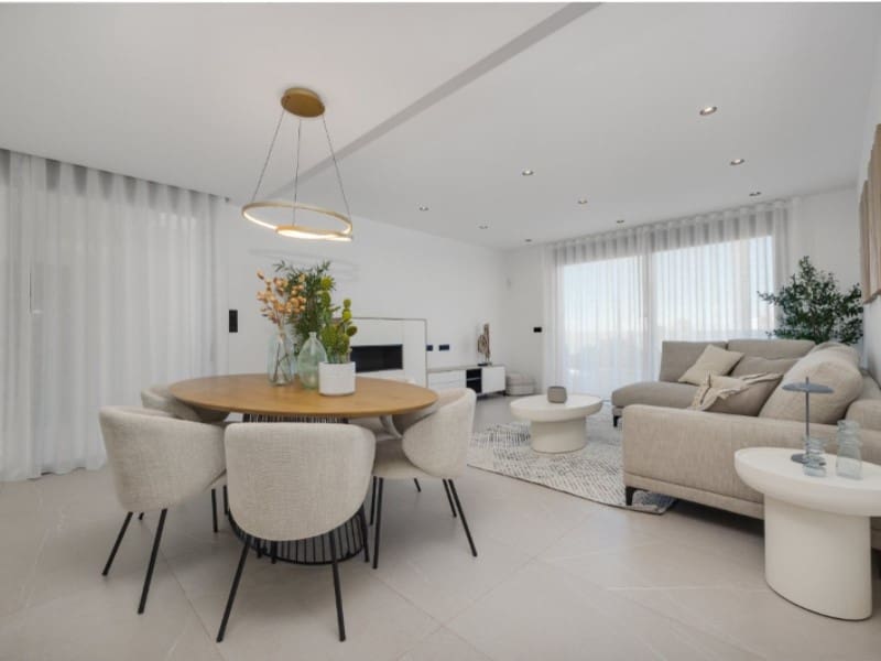 3 bedroom Villa for sale in Torrevieja with pool garage - € 585,000 (Ref: 8780405)