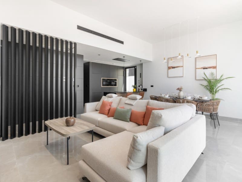3 slaapkamer Villa te koop in Torrevieja met zwembad - € 700.000 (Ref: 8834478)
