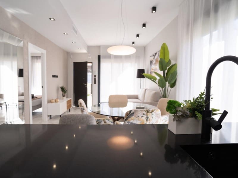 Bungalow de 3 habitaciones en Pilar de la Horadada en venta con piscina - 340.000 € (Ref: 8834503)