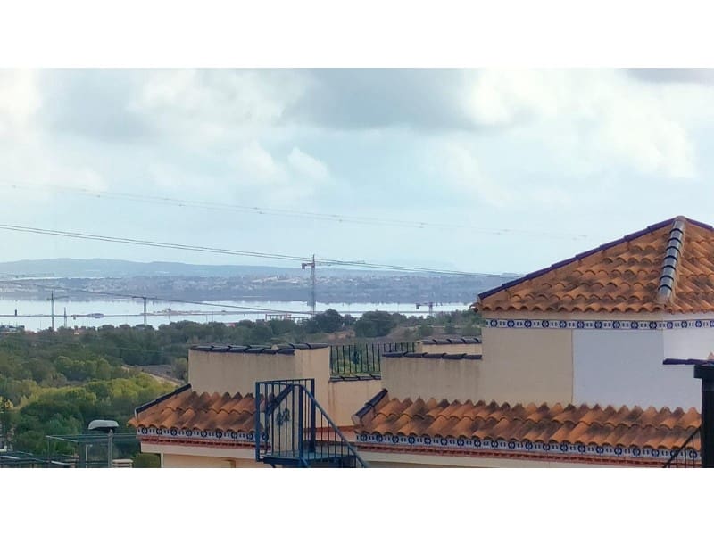 3 soveværelse Byhus til salg i Orihuela Costa med swimmingpool - € 310.000 (Ref: 8862201)