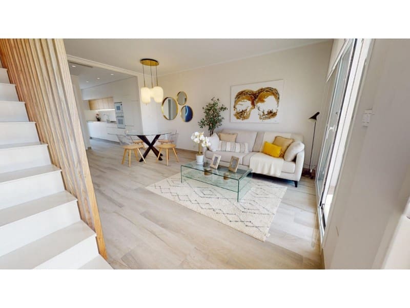 Chalet de 3 habitaciones en Pilar de la Horadada en venta con piscina - 379.900 € (Ref: 8862202)