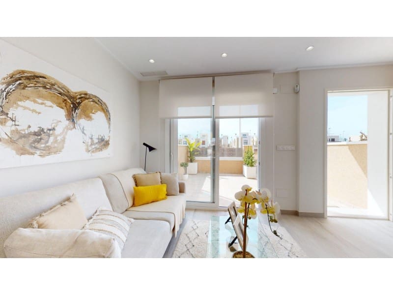 Chalet de 3 habitaciones en Pilar de la Horadada en venta con piscina - 379.900 € (Ref: 8862202)