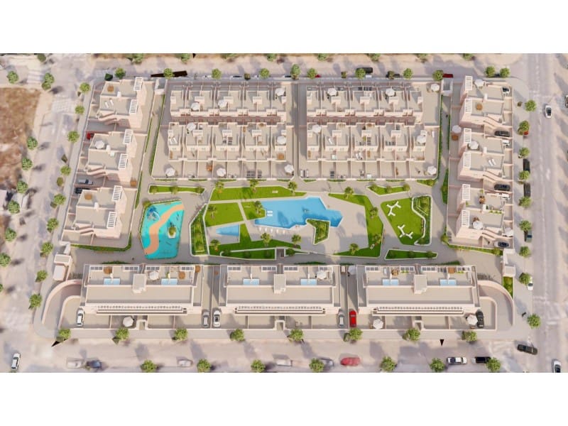 Chalet de 3 habitaciones en Pilar de la Horadada en venta con piscina - 379.900 € (Ref: 8862202)