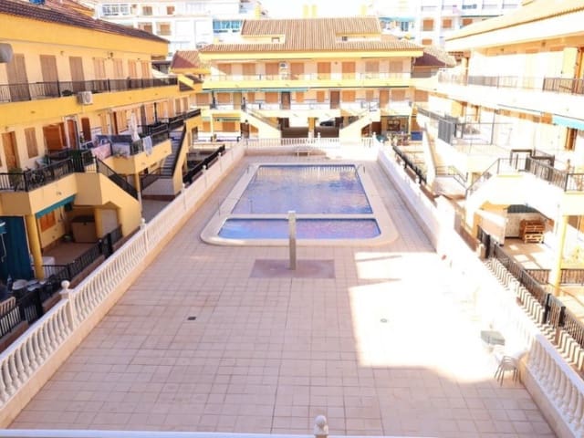 Studio til salg i Los Europeos, Torrevieja med swimmingpool - € 87.000 (Ref: 8862223)