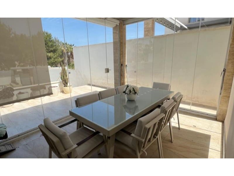 4 soveværelse Villa til salg i Orihuela Costa med swimmingpool - € 499.995 (Ref: 8902455)