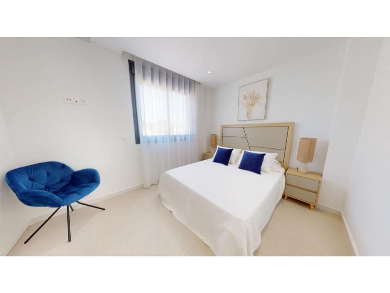 3 bedroom Villa for sale in San Fulgencio with pool - € 800,000 (Ref: 8932582)