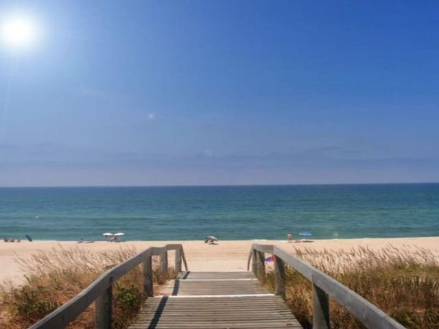 3 bedroom Villa for sale in San Fulgencio with pool - € 800,000 (Ref: 8932582)