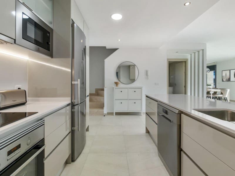 4 sypialnia Penthouse na sprzedaż w Playa Flamenca z basenem - 829 700 € (Ref: 8935319)