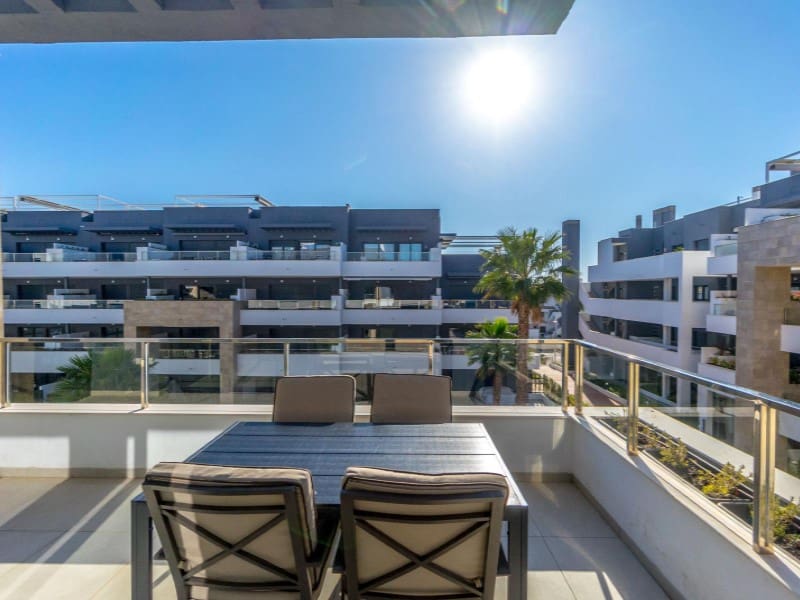 4 sypialnia Penthouse na sprzedaż w Playa Flamenca z basenem - 829 700 € (Ref: 8935319)