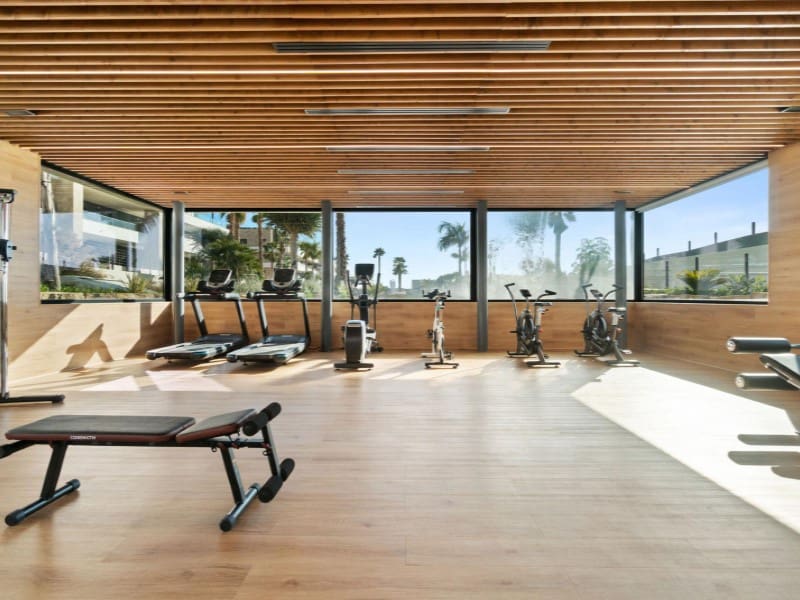 4 sypialnia Penthouse na sprzedaż w Playa Flamenca z basenem - 829 700 € (Ref: 8935319)