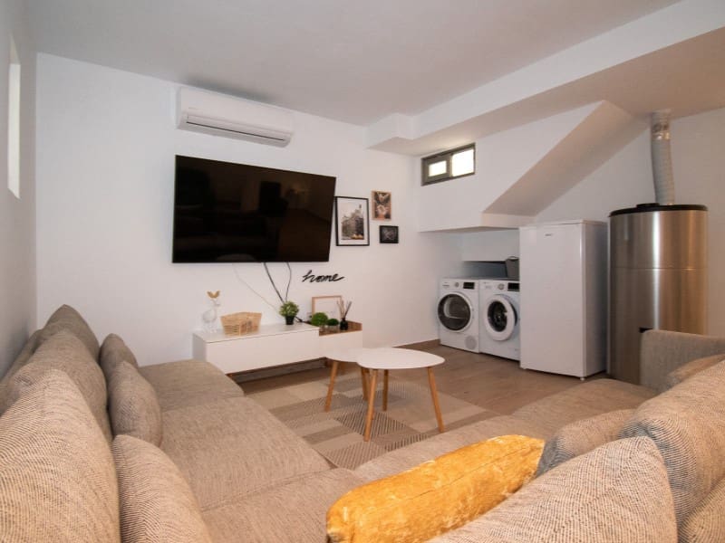 5 Zimmer Villa zu verkaufen in Orihuela Costa mit Pool - 560.000 € (Ref: 8937448)