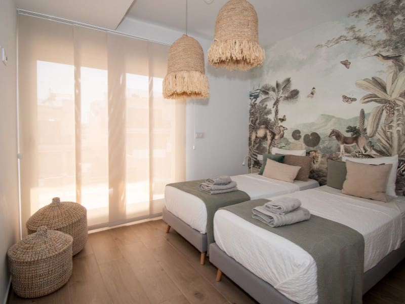 5 Zimmer Villa zu verkaufen in Orihuela Costa mit Pool - 560.000 € (Ref: 8937448)