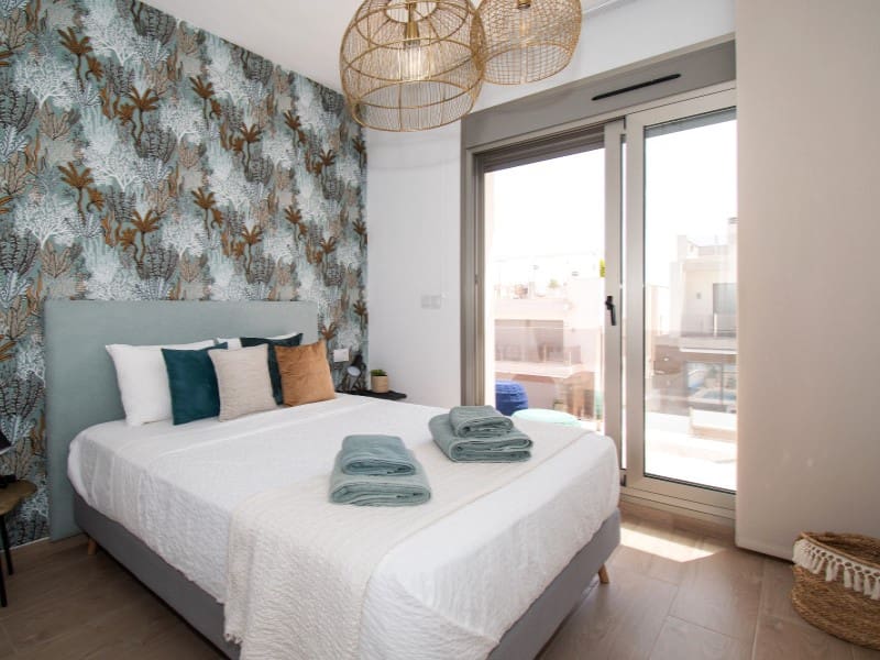 5 Zimmer Villa zu verkaufen in Orihuela Costa mit Pool - 560.000 € (Ref: 8937448)