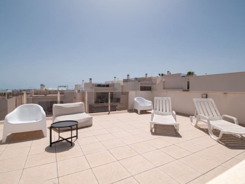 5 Zimmer Villa zu verkaufen in Orihuela Costa mit Pool - 560.000 € (Ref: 8937448)