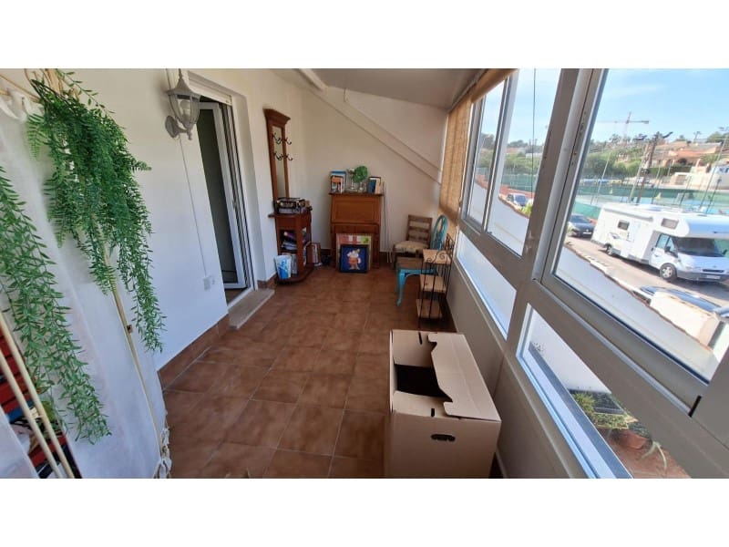 4 bedroom Villa for sale in Torrevieja with pool - € 490,000 (Ref: 8937456)