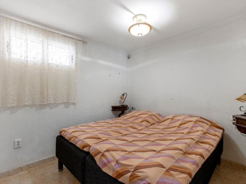 5 soverom Villa til salgs i Torrevieja med svømmebasseng - € 395 000 (Ref: 8937457)