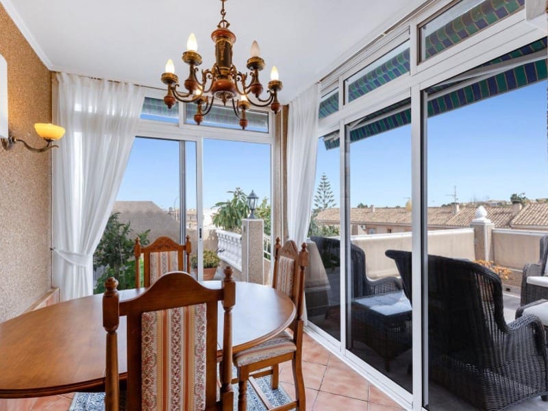 5 soverom Villa til salgs i Torrevieja med svømmebasseng - € 395 000 (Ref: 8937457)