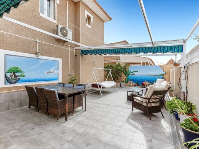 5 soverom Villa til salgs i Los Balcones - Los Altos, Torrevieja med svømmebasseng - € 395 000 (Ref: 8937457)