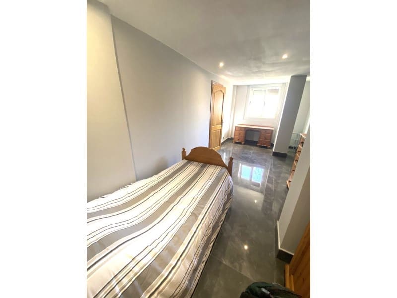 5 sypialnia Willa na sprzedaż w Orihuela Costa z basenem - 360 000 € (Ref: 8937460)