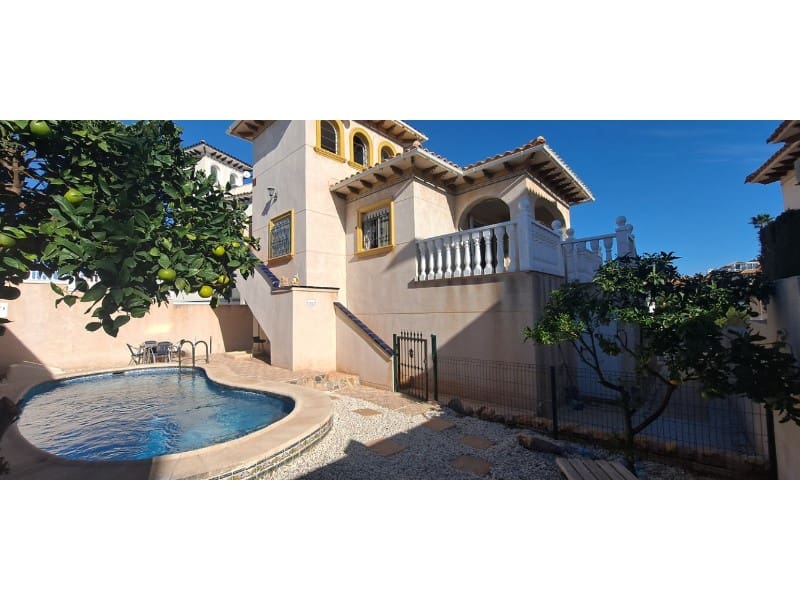 5 sypialnia Willa na sprzedaż w Orihuela Costa z basenem - 360 000 € (Ref: 8937460)