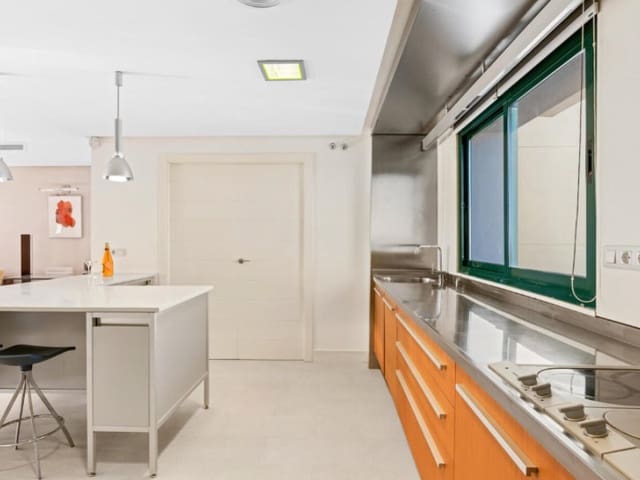 2 bedroom Penthouse for sale in Aguamarina, Orihuela - € 560,000 (Ref: 8949167)