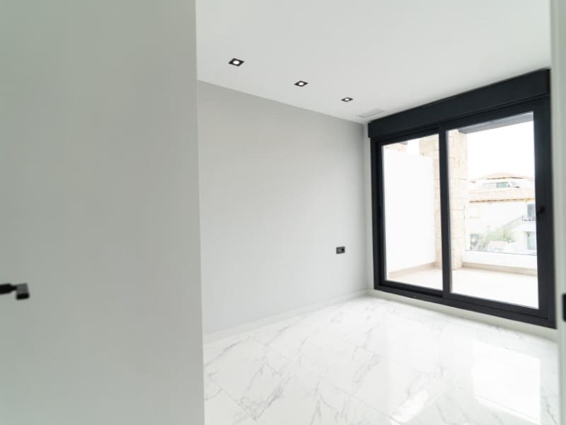 4 slaapkamer Villa te koop in Orihuela Costa met zwembad - € 699.900 (Ref: 9000422)