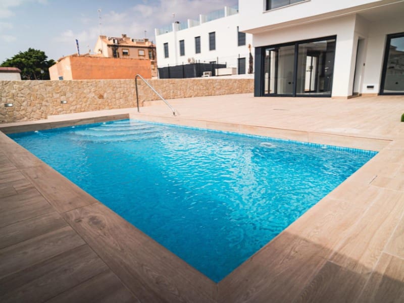 4 slaapkamer Villa te koop in Orihuela Costa met zwembad - € 699.900 (Ref: 9000422)