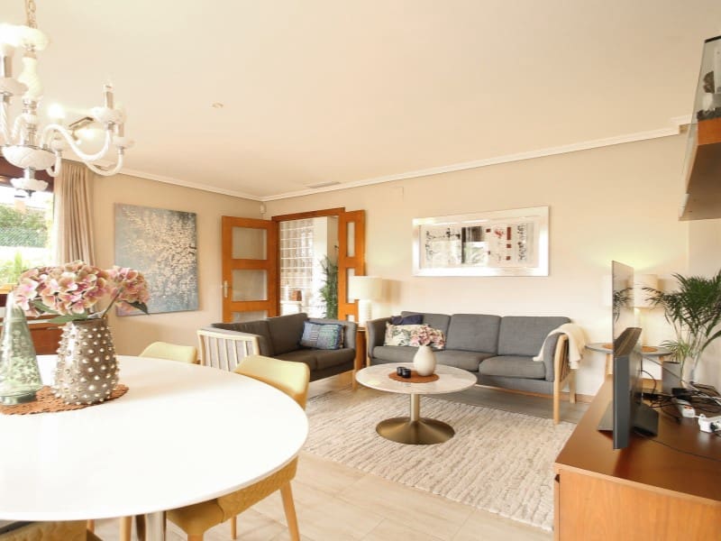 6 sovrum Villa till salu i Torrevieja - 699 000 € (Ref: 9003263)