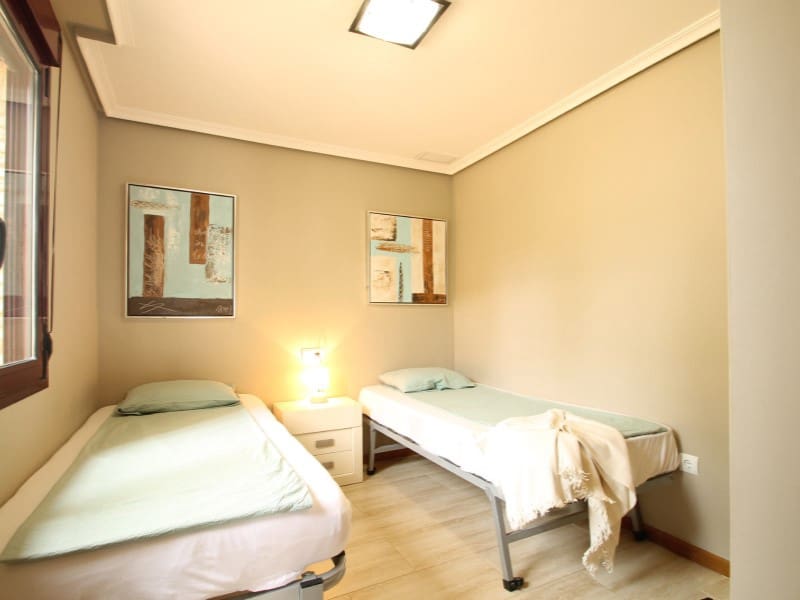 6 sovrum Villa till salu i Torrevieja - 699 000 € (Ref: 9003263)