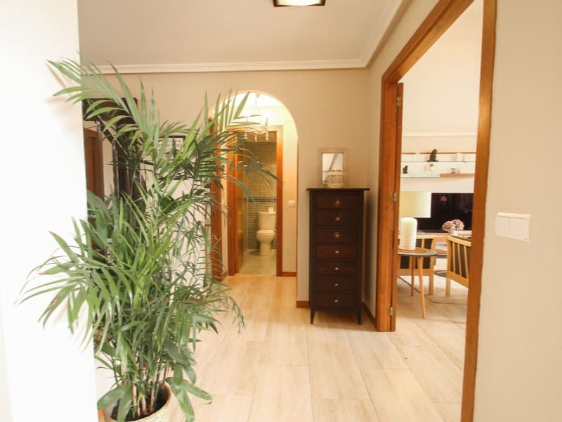 6 sovrum Villa till salu i Torrevieja - 699 000 € (Ref: 9003263)