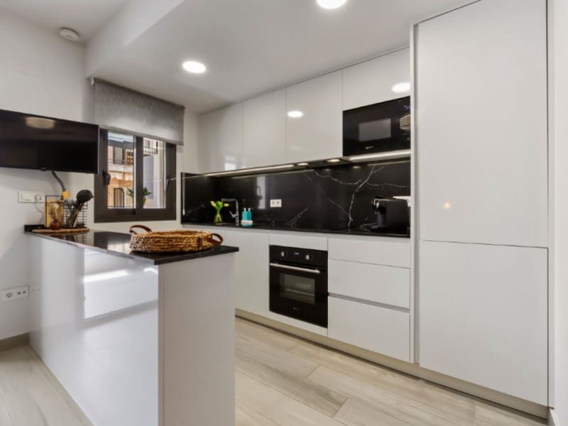 3 quarto Apartamento para venda em Torrevieja - 299 900 € (Ref: 9032398)