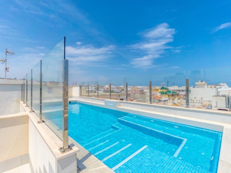 3 quarto Apartamento para venda em Torrevieja - 299 900 € (Ref: 9032398)