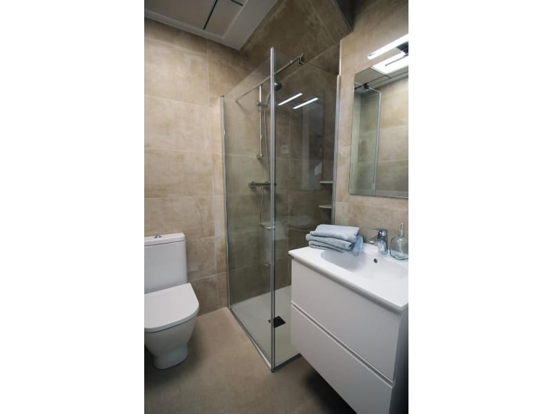 Chalet de 4 habitaciones en Pilar de la Horadada en venta con piscina - 384.900 € (Ref: 9042649)