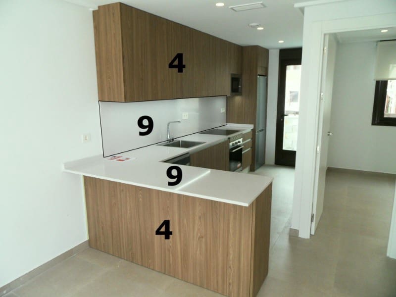 Chalet de 4 habitaciones en Pilar de la Horadada en venta con piscina - 384.900 € (Ref: 9042649)