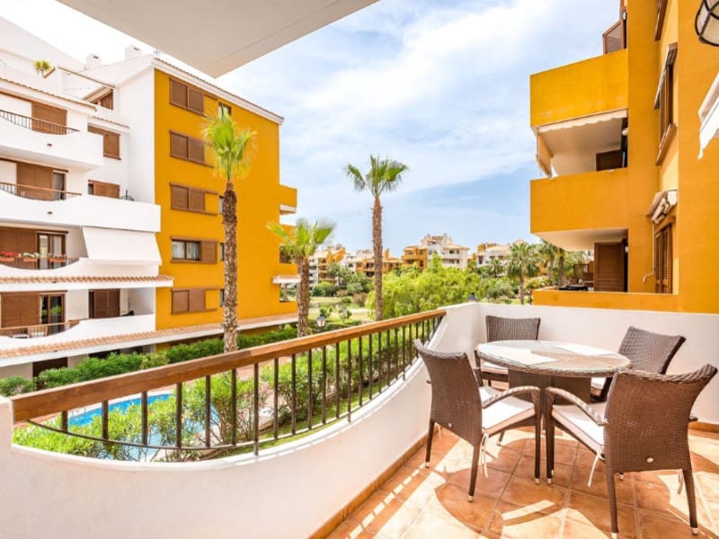 2 soveværelse Lejlighed til salg i Orihuela Costa med swimmingpool - € 248.000 (Ref: 9062678)