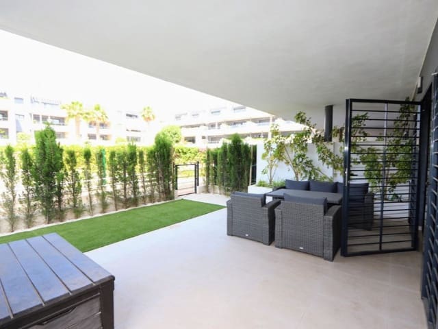 3 soveværelse Lejlighed til salg i Playa Flamenca, Orihuela med swimmingpool garage - € 425.000 (Ref: 9078303)