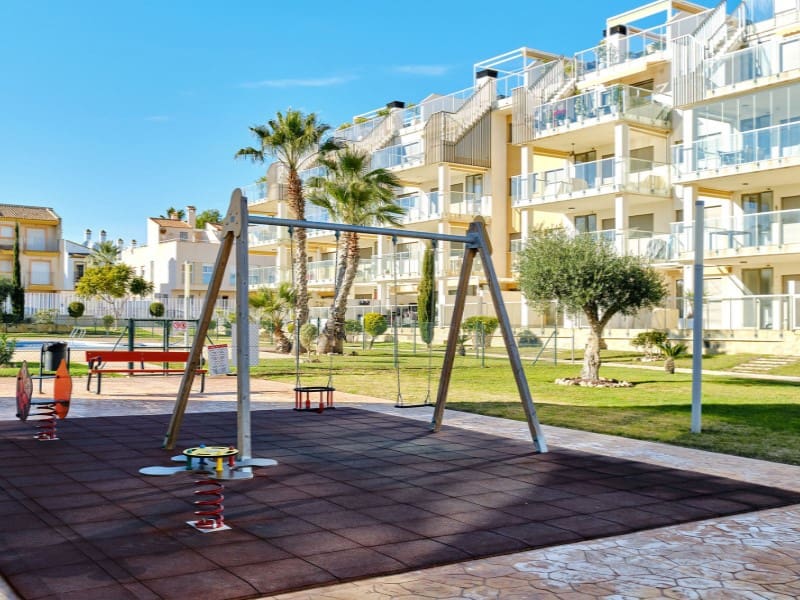 2 sovrum Lägenhet till salu i Orihuela Costa med garage - 260 000 € (Ref: 9125521)