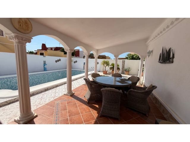 3 soverom Hus til salgs i El Chaparral - La Siesta - La Torreta, Torrevieja - € 399 000 (Ref: 9149422)