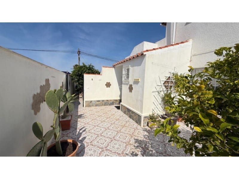 3 soverom Hus til salgs i Torrevieja - € 399 000 (Ref: 9149422)