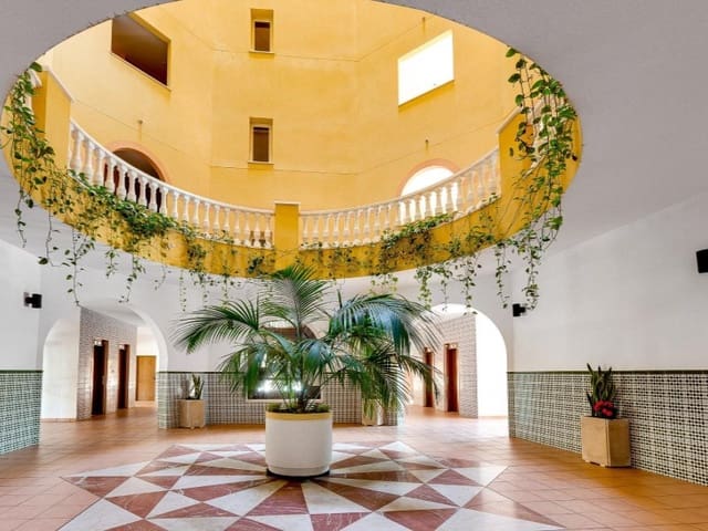 2 bedroom Apartment for sale in Playa de los Locos, Torrevieja with pool - € 209,000 (Ref: 9149437)