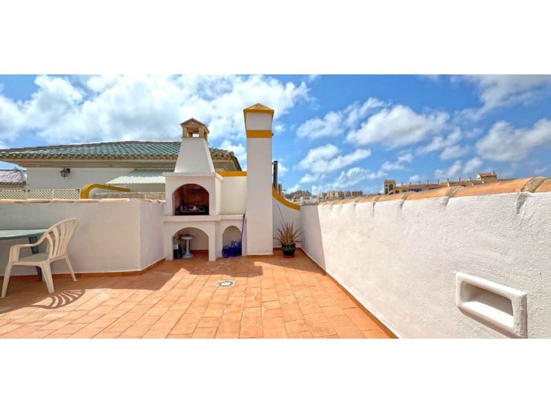 3 soverom Penthouse til salgs i La Mata med svømmebasseng - € 269 000 (Ref: 9149448)