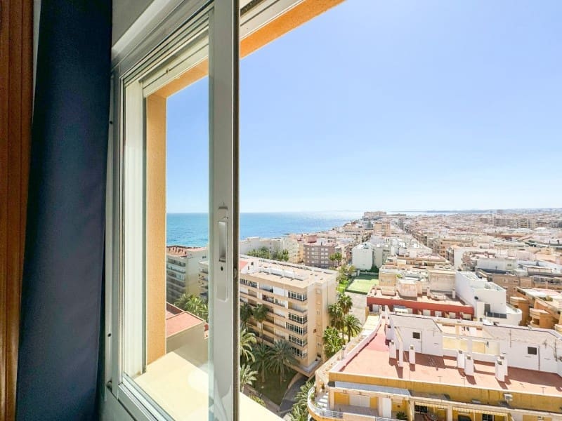 3 soveværelse Lejlighed til salg i Torrevieja - € 350.000 (Ref: 9149452)