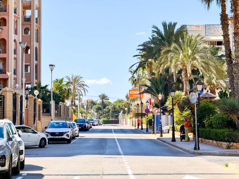 3 soveværelse Lejlighed til salg i Torrevieja - € 350.000 (Ref: 9149452)